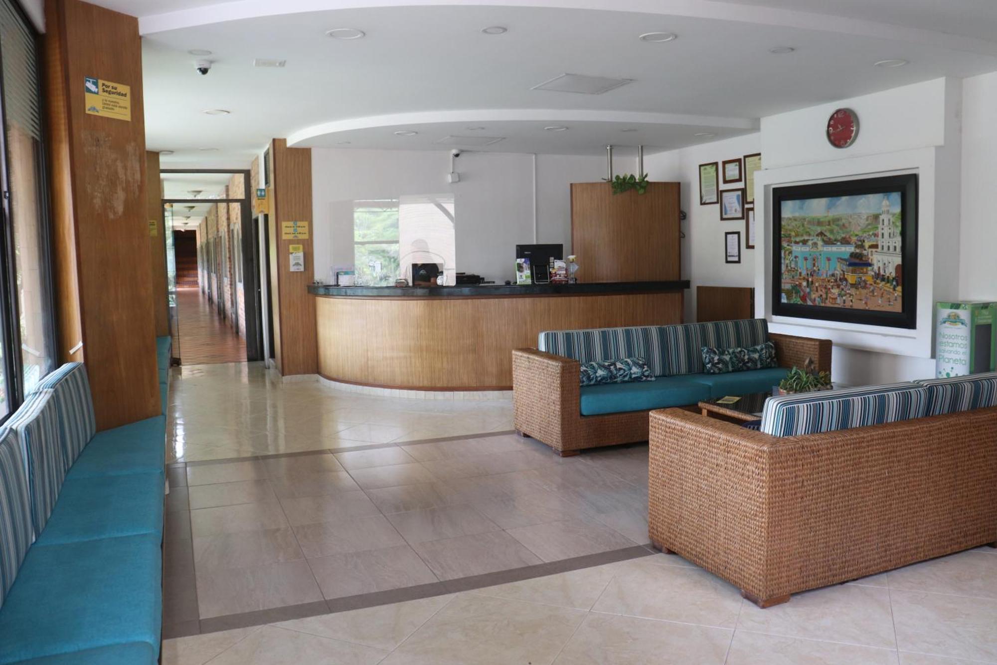 Hotel Palmera Real Bucaramanga Exterior photo